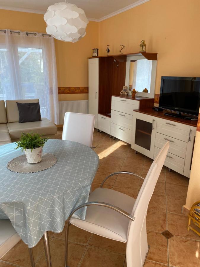Pesti Apartmanhaz Buk Exterior photo