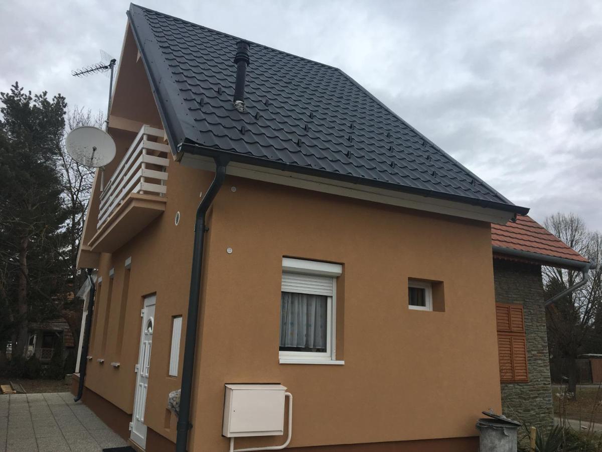 Pesti Apartmanhaz Buk Exterior photo